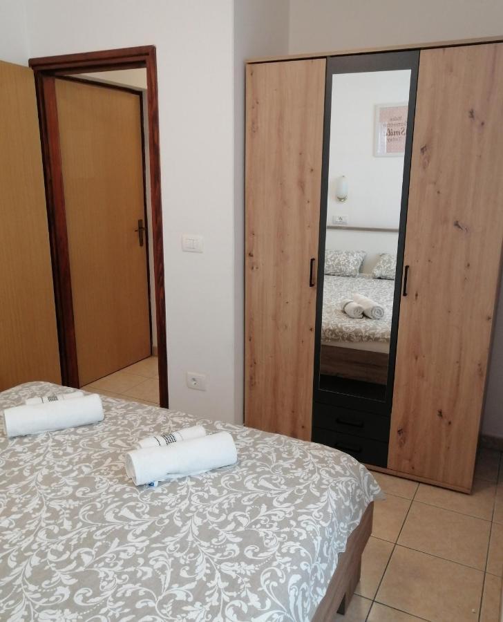 Apartment Layla - Intermezzo With Sea View In Center Of Rabac Exterior foto