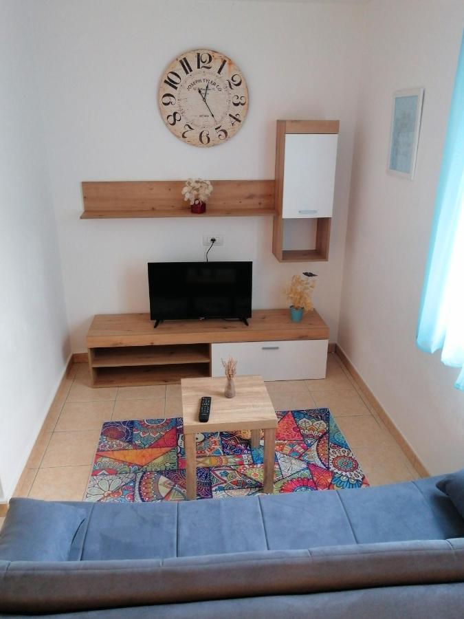 Apartment Layla - Intermezzo With Sea View In Center Of Rabac Exterior foto